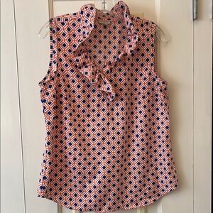 Ruffle collar pattern shirt